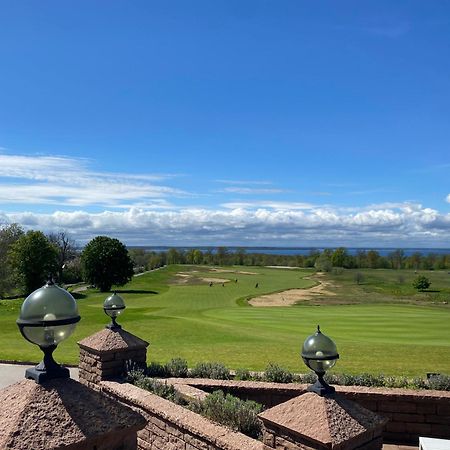 Idyliska Boende Mitt Pa Oeland Apartment Farjestaden Bagian luar foto