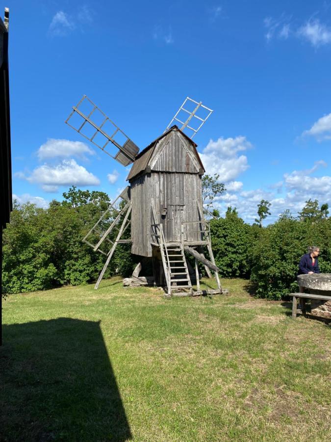 Idyliska Boende Mitt Pa Oeland Apartment Farjestaden Bagian luar foto