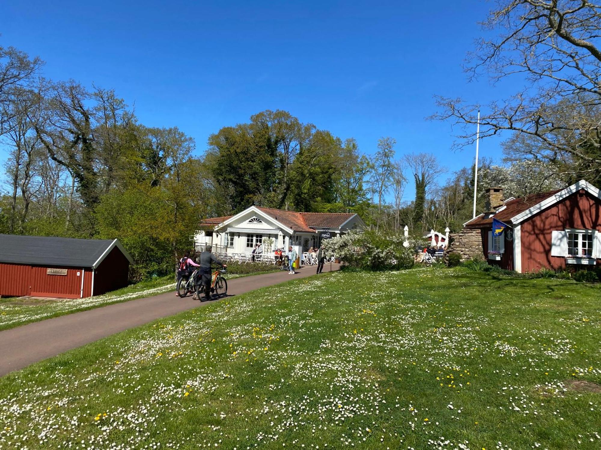 Idyliska Boende Mitt Pa Oeland Apartment Farjestaden Bagian luar foto